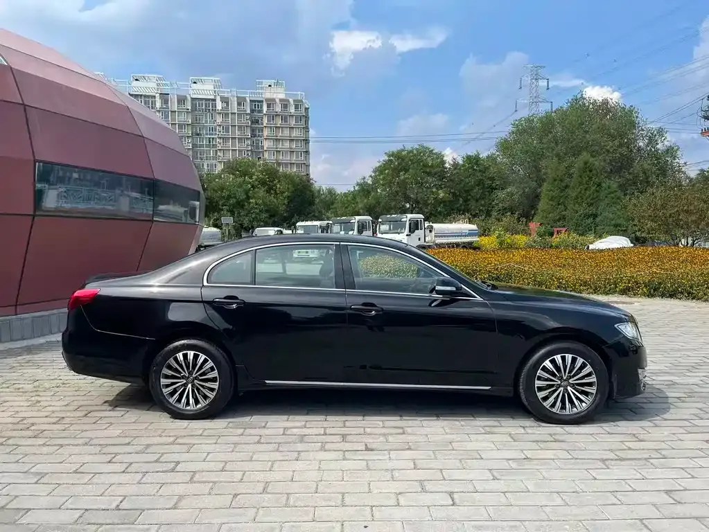 Hongqi H7 — фото 3