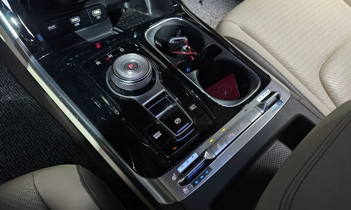 Kia Carnival — фото 10