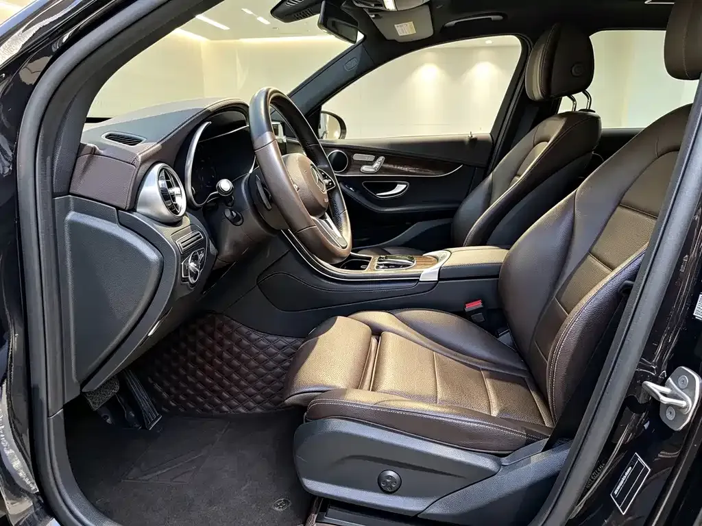 Mercedes-Benz GLC — фото 8