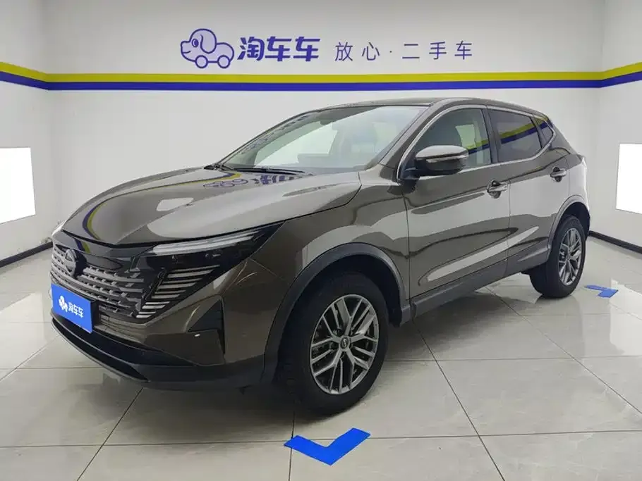 Nissan Qashqai — фото 1