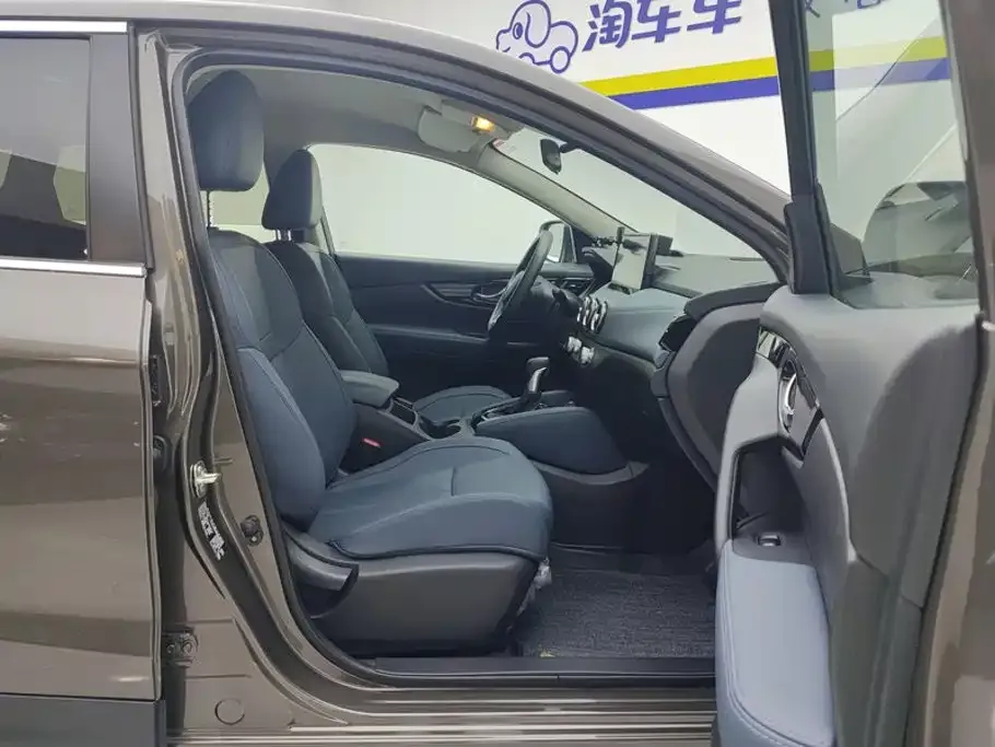 Nissan Qashqai — фото 10