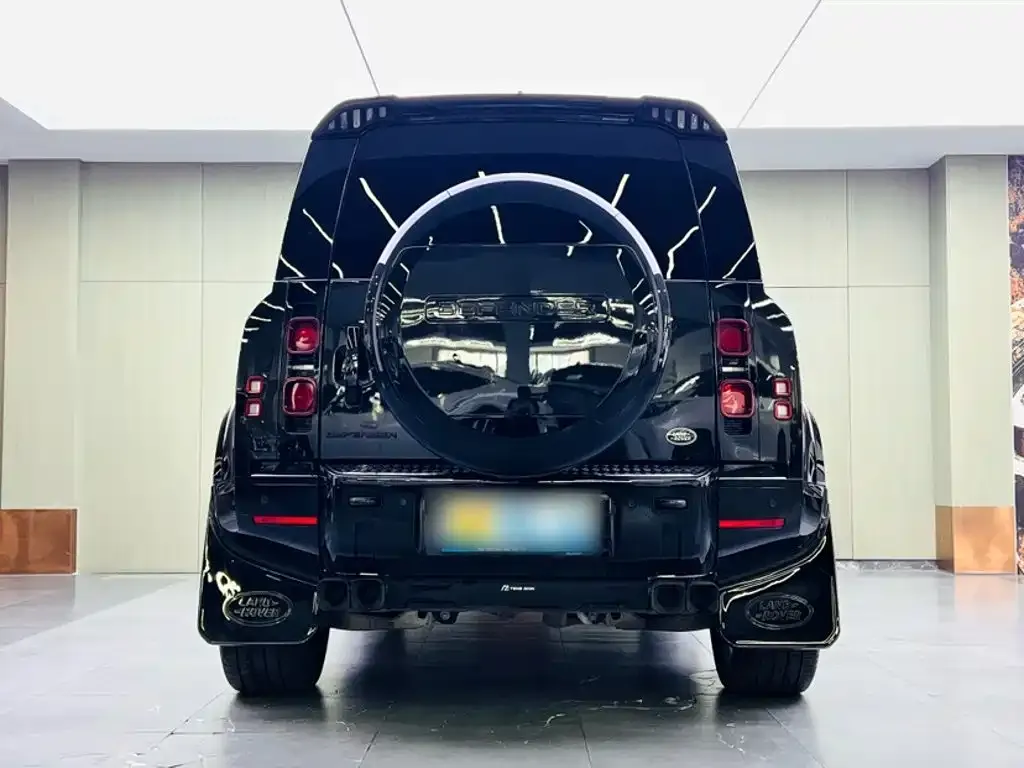 Land Rover Defender — фото 8