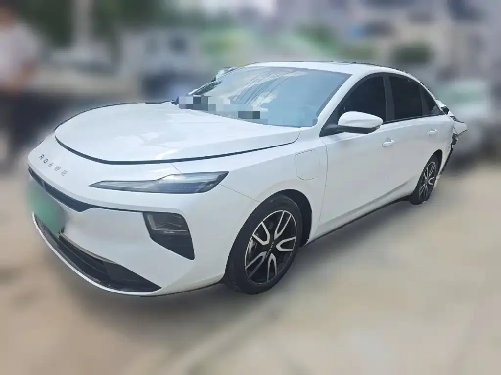 Roewe D6 — фото 10