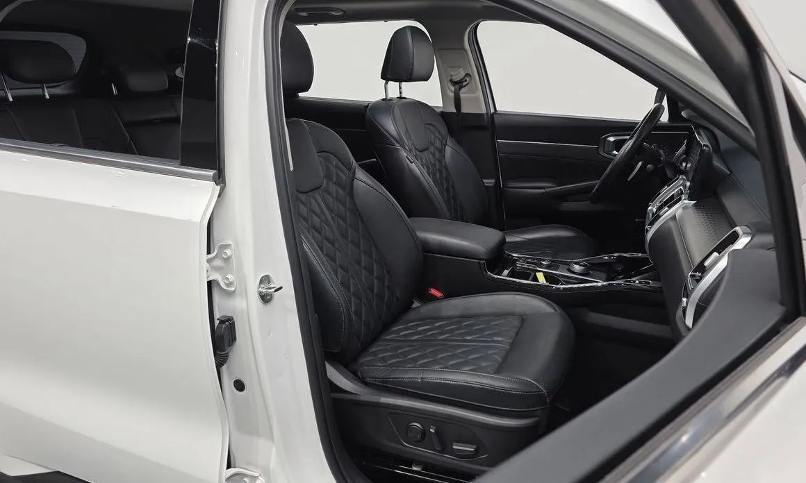 Kia Sorento — фото 8