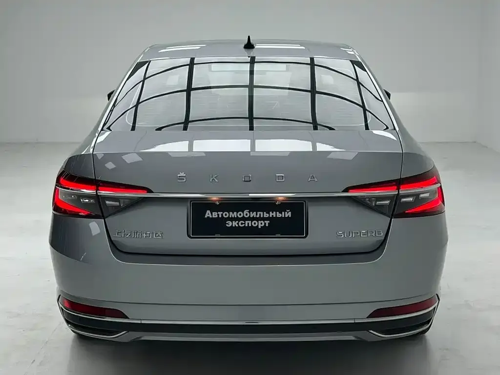 Skoda Superb — фото 6