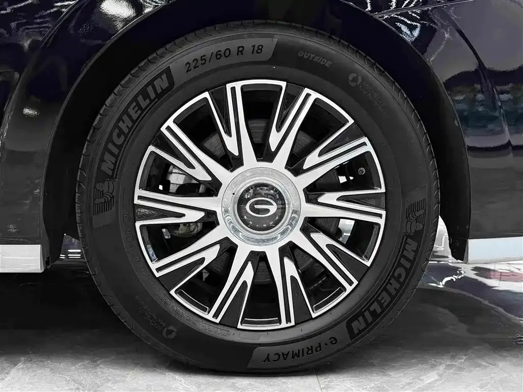GAC Motor Trumpchi E9 — фото 6