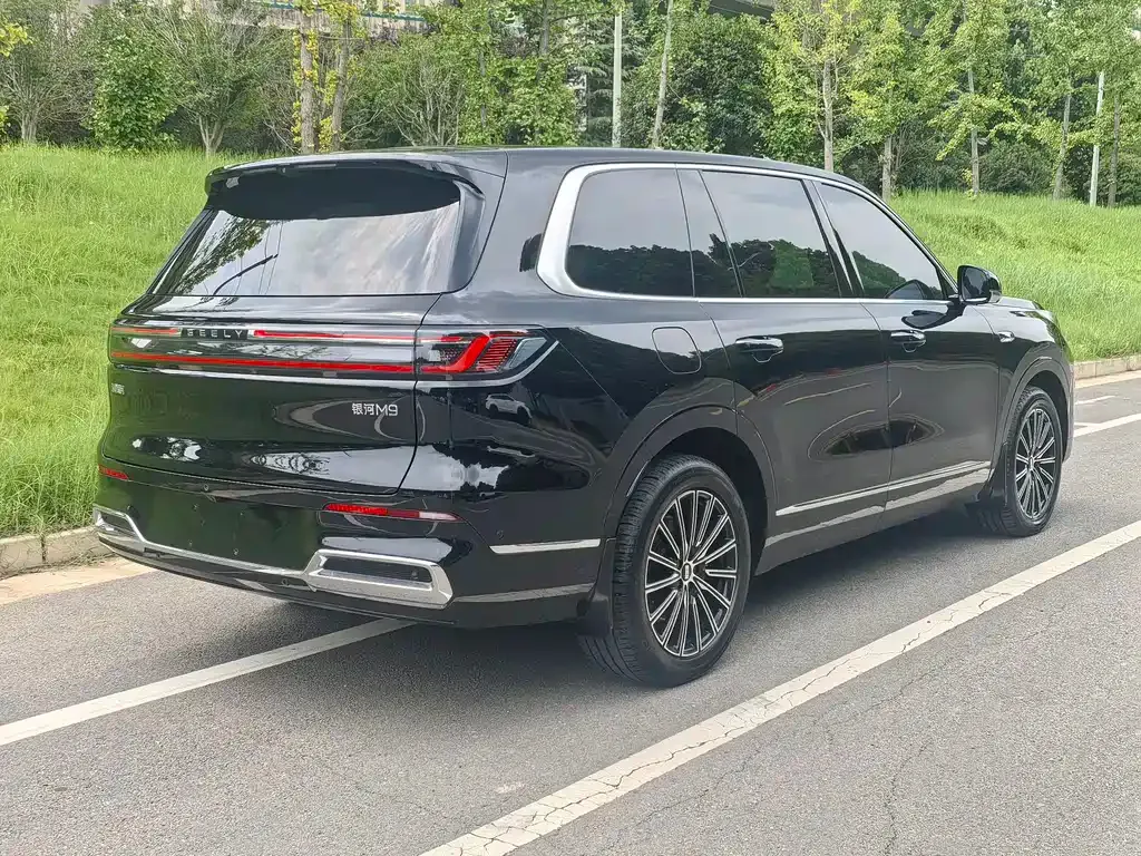 Geely Galaxy M9 — фото 3