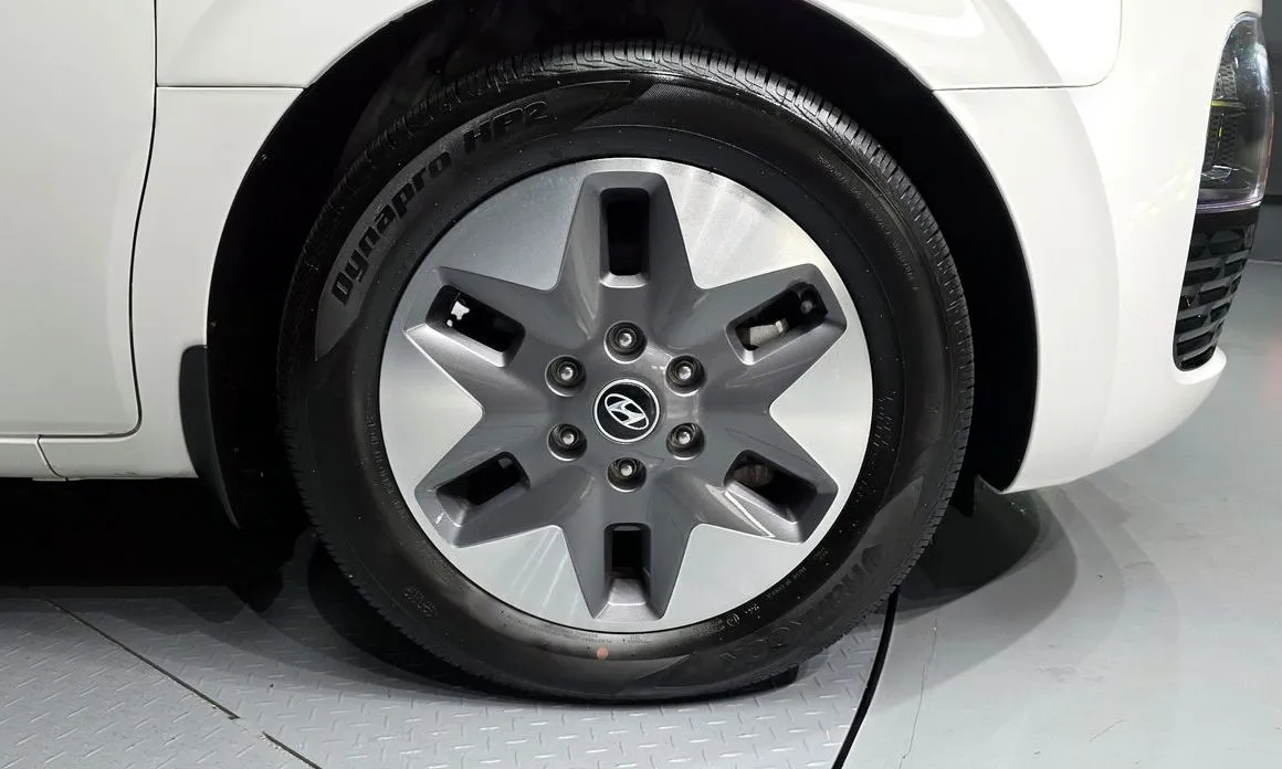 Hyundai Staria — фото 4