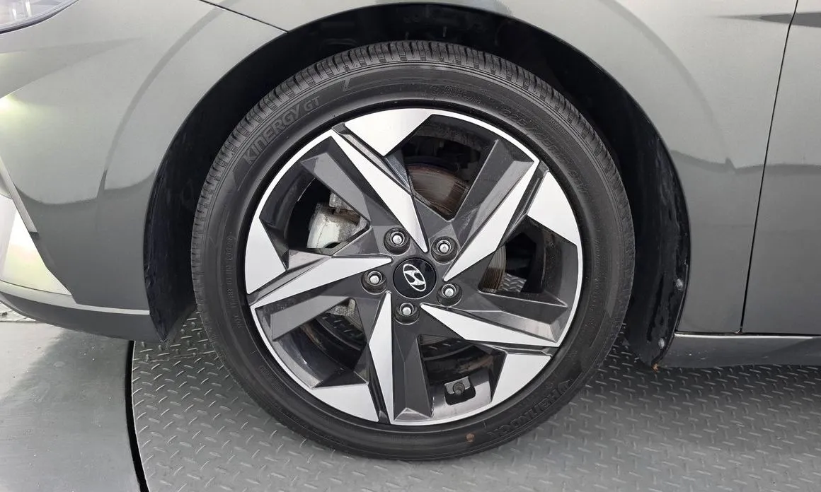 Hyundai AVANTE — фото 9