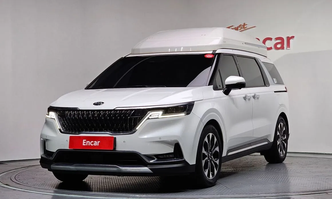 Kia Carnival — фото 1