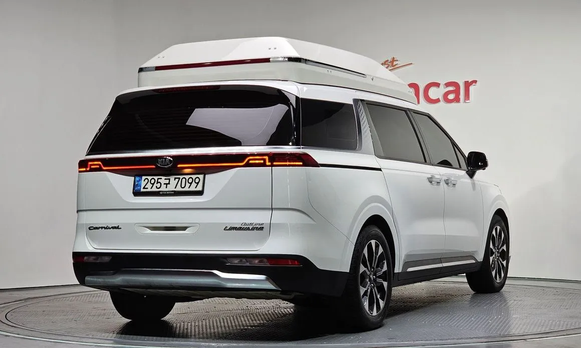 Kia Carnival — фото 4