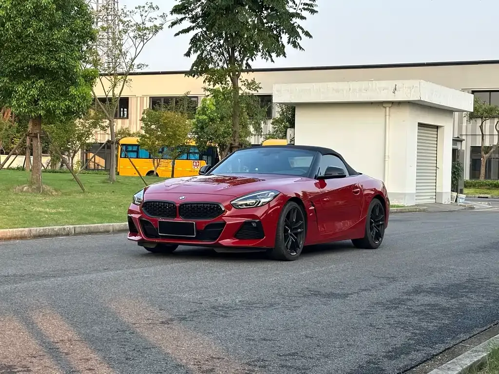 BMW Z4 — фото 1