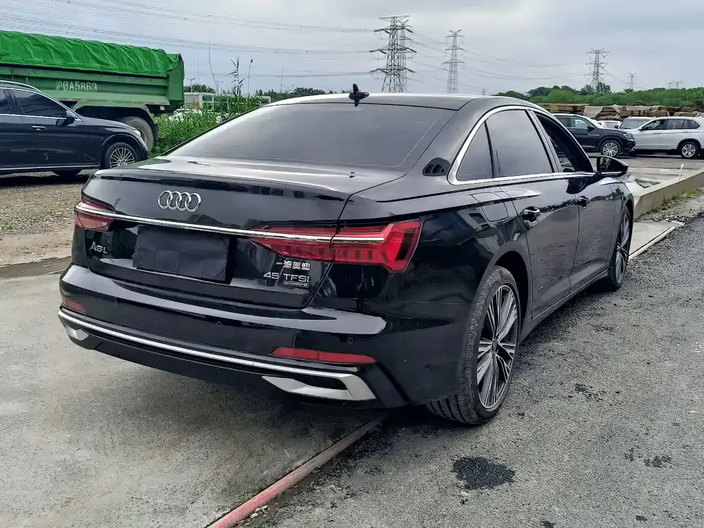 Audi A6L — фото 3