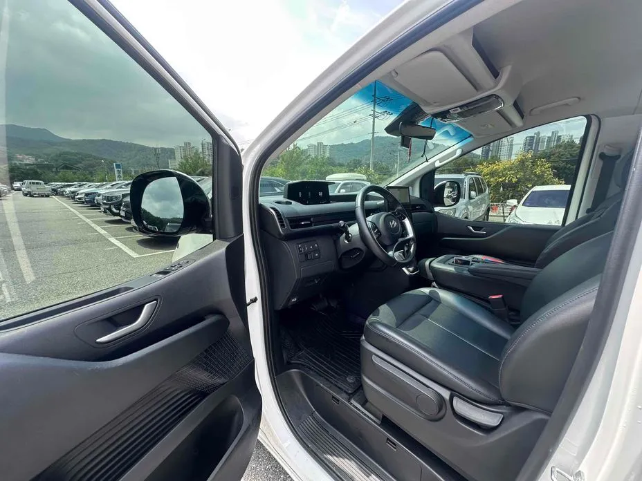 Hyundai Staria — фото 7