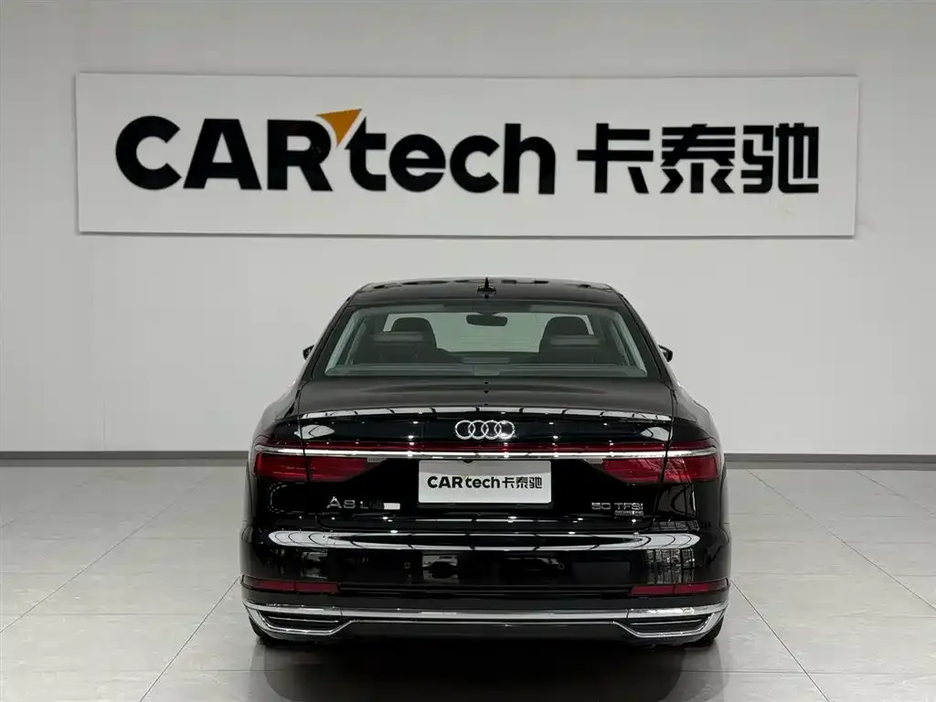 Audi A8 — фото 3