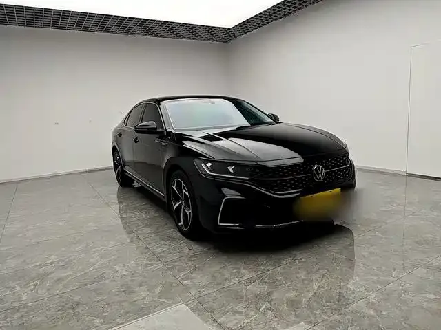 Volkswagen Passat — фото 6
