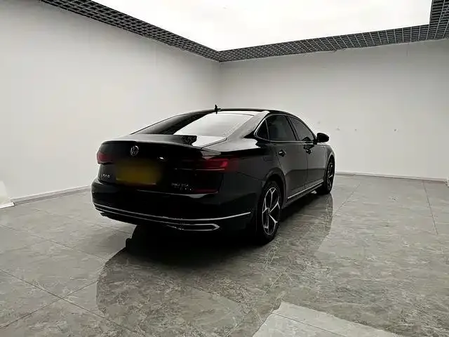 Volkswagen Passat — фото 3