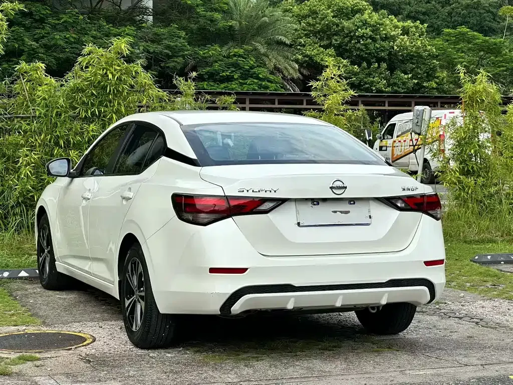 Nissan Sylphy — фото 6