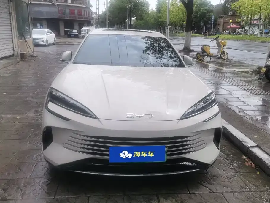 BYD Seal — фото 7