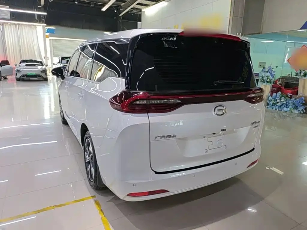 GAC Motor Trumpchi M6 — фото 4