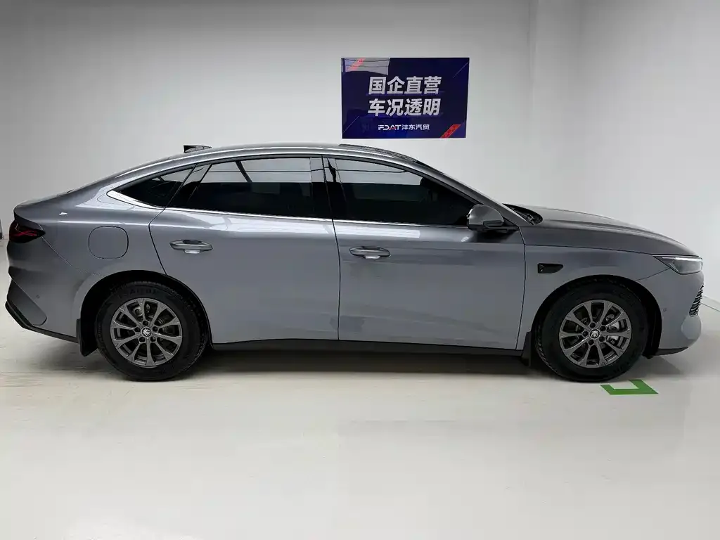 BYD Qin L — фото 6