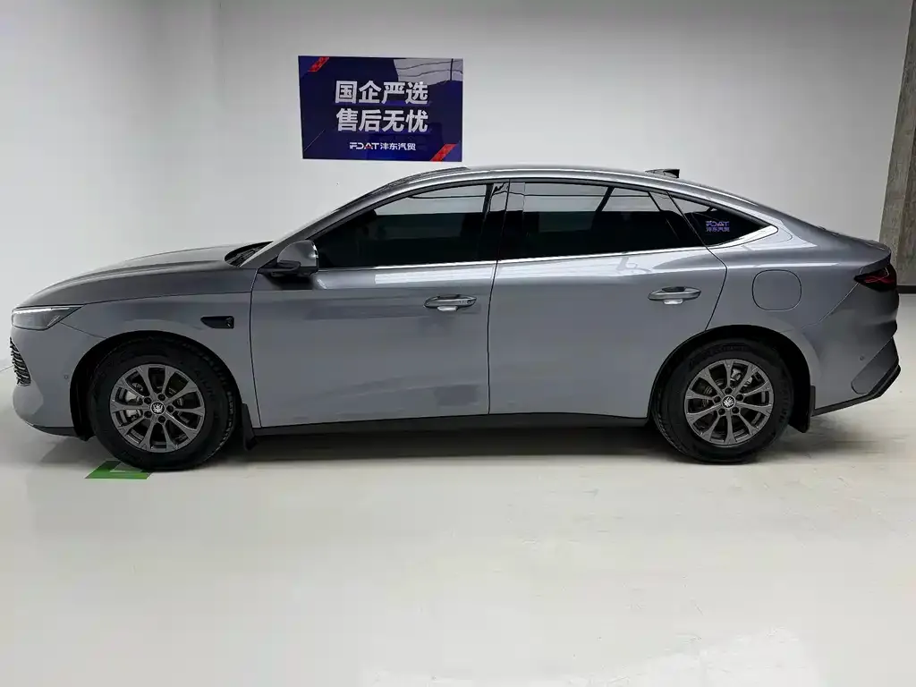 BYD Qin L — фото 7