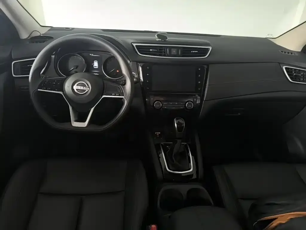Nissan Qashqai — фото 4