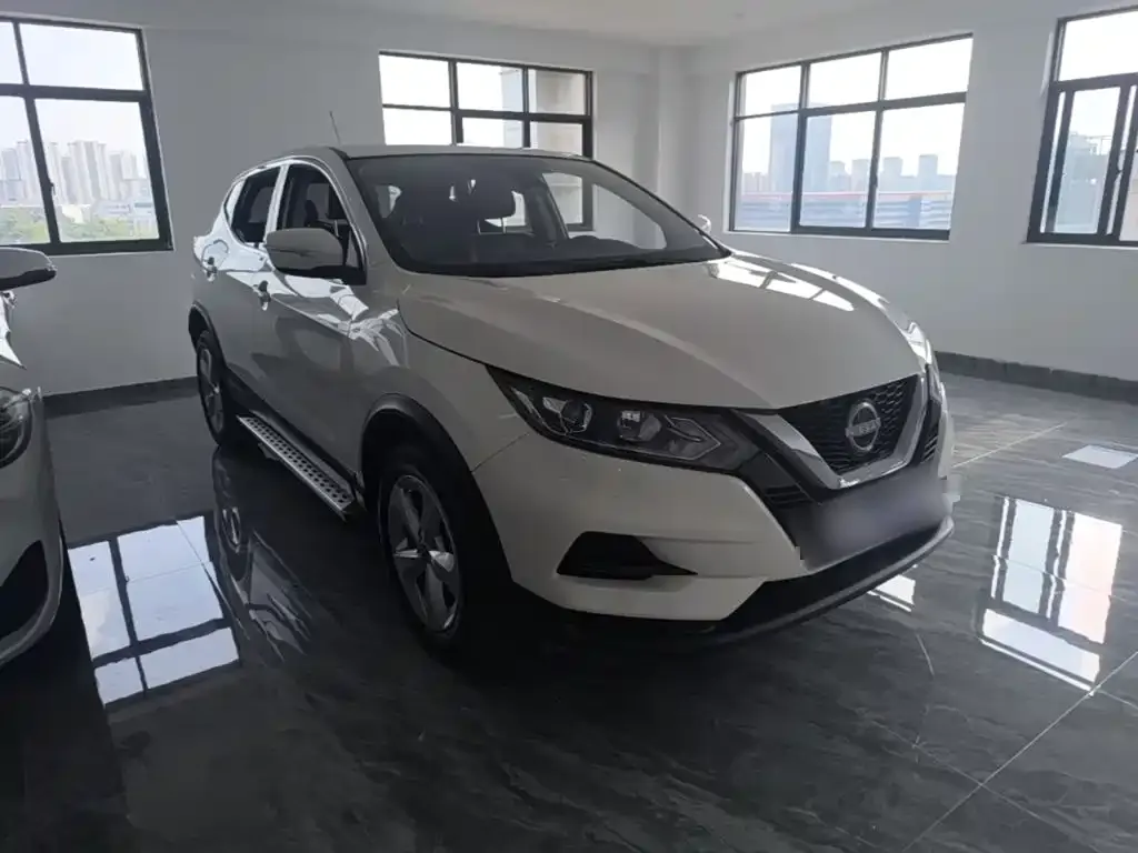 Nissan Qashqai — фото 5