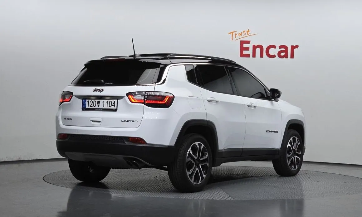 Jeep Compass — фото 3