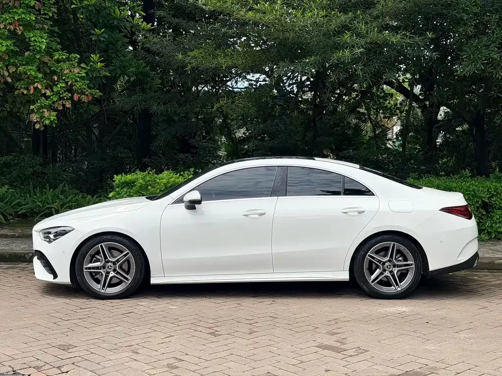 Mercedes-Benz CLA (Import) — фото 9
