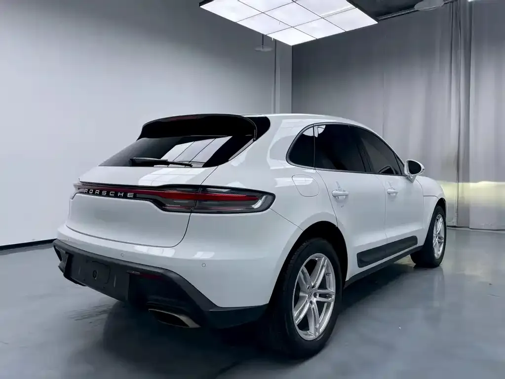 Porsche Macan — фото 6