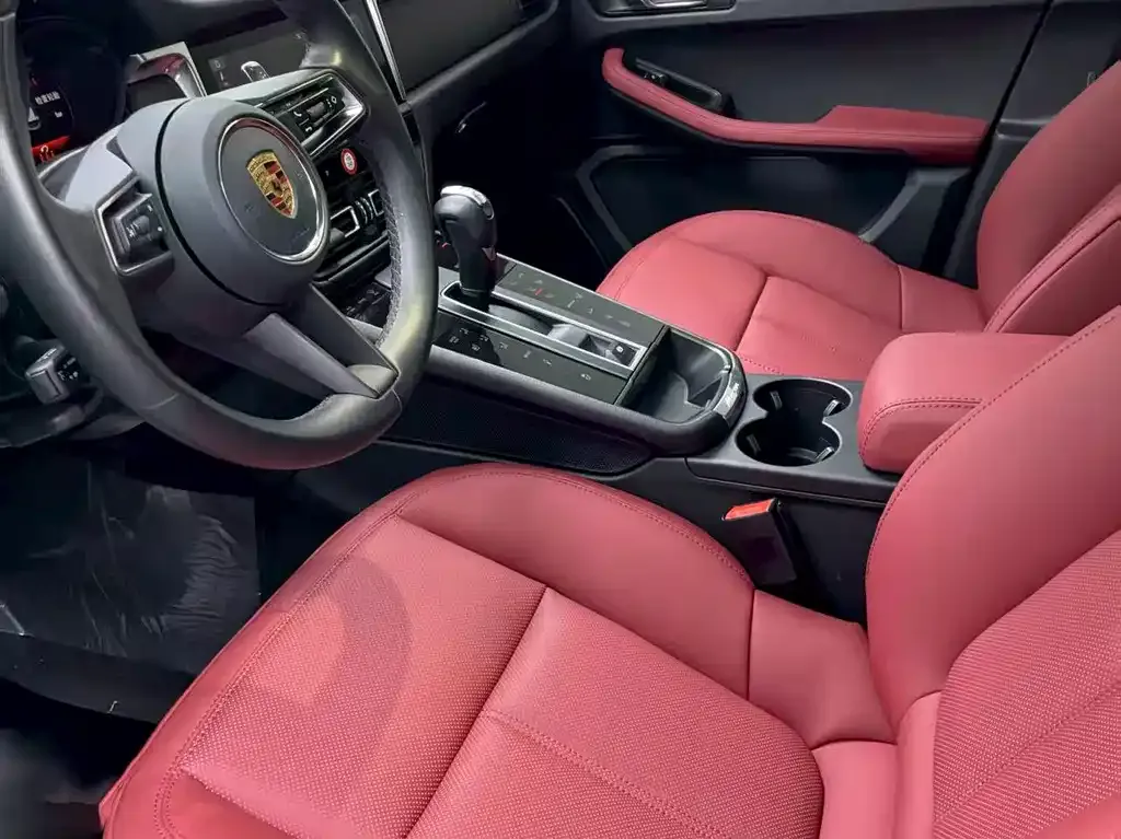 Porsche Macan — фото 10