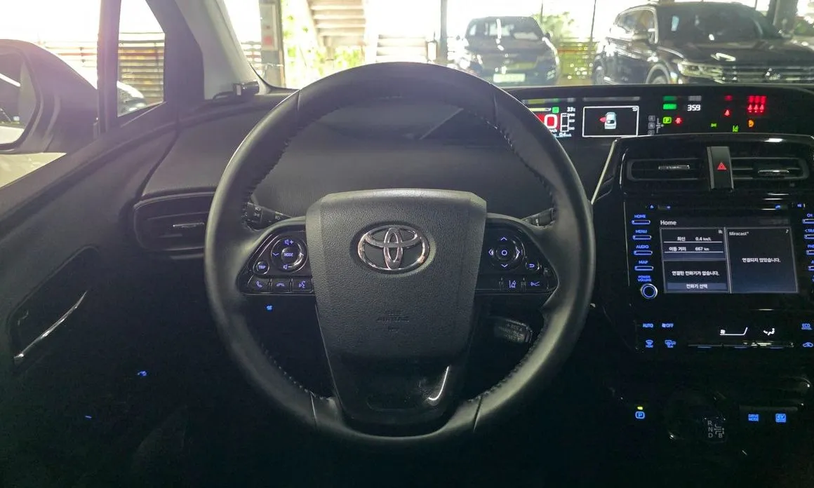 Toyota Prius — фото 2