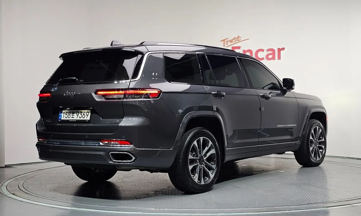 Jeep Cherokee — фото 5