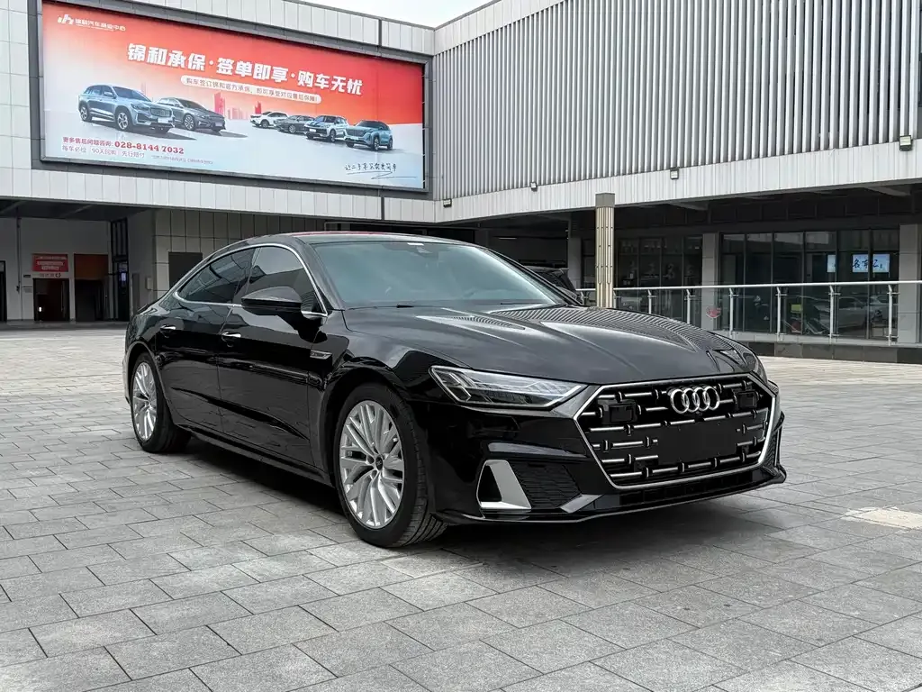Audi A7L — фото 2