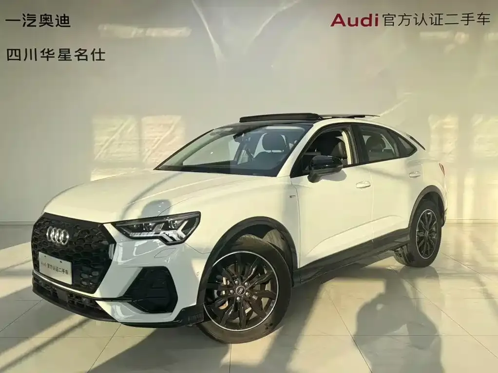 Audi Q3 Sportback — фото 1