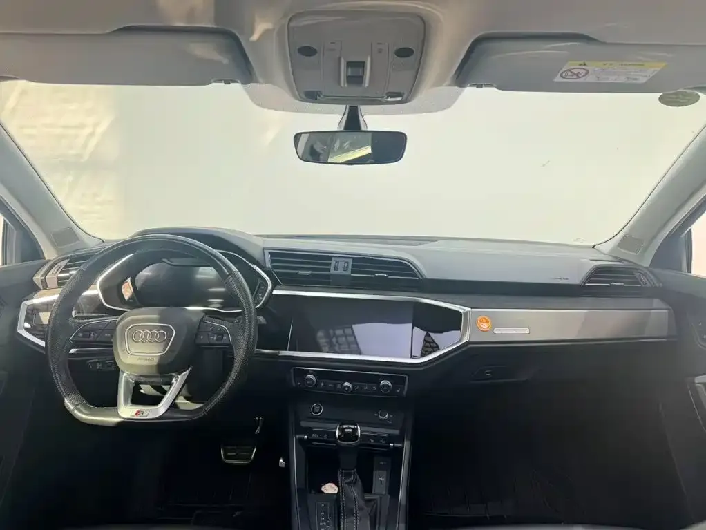 Audi Q3 Sportback — фото 6