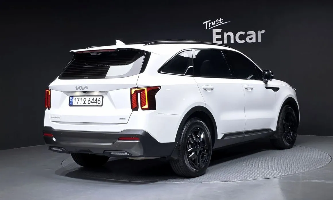 Kia Sorento — фото 5