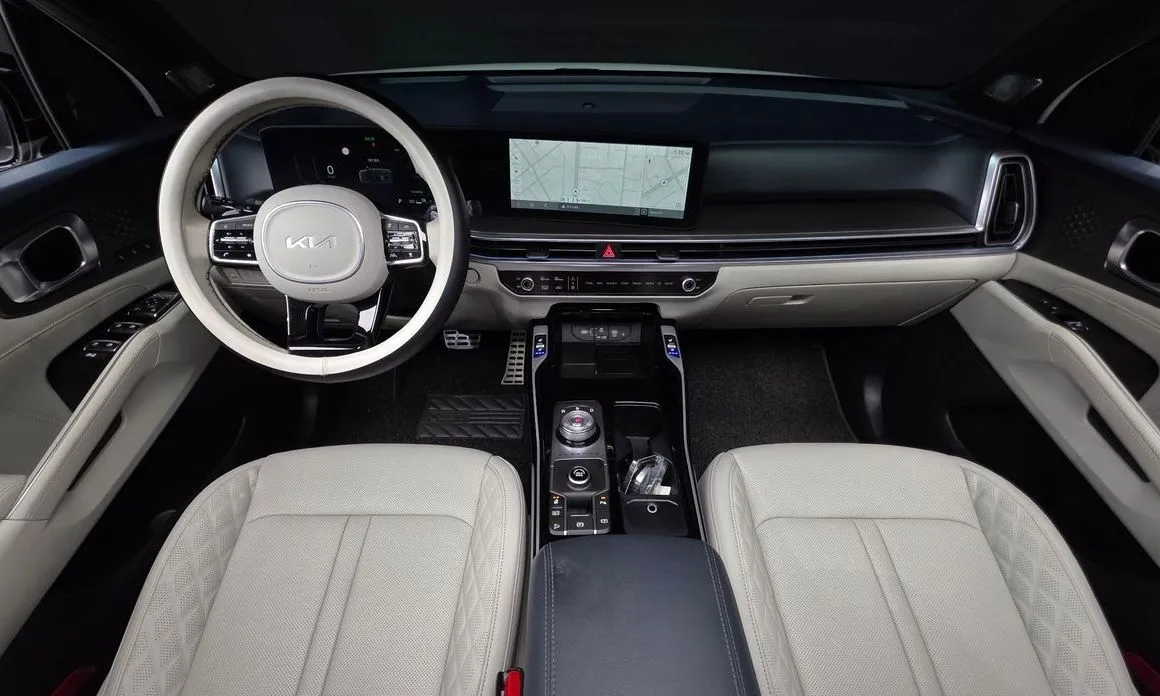 Kia Sorento — фото 8