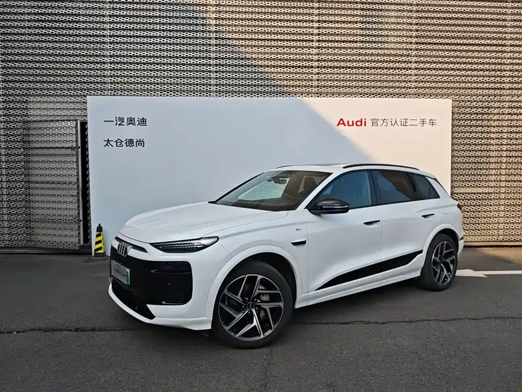 Audi Q6L e-tron — фото 5
