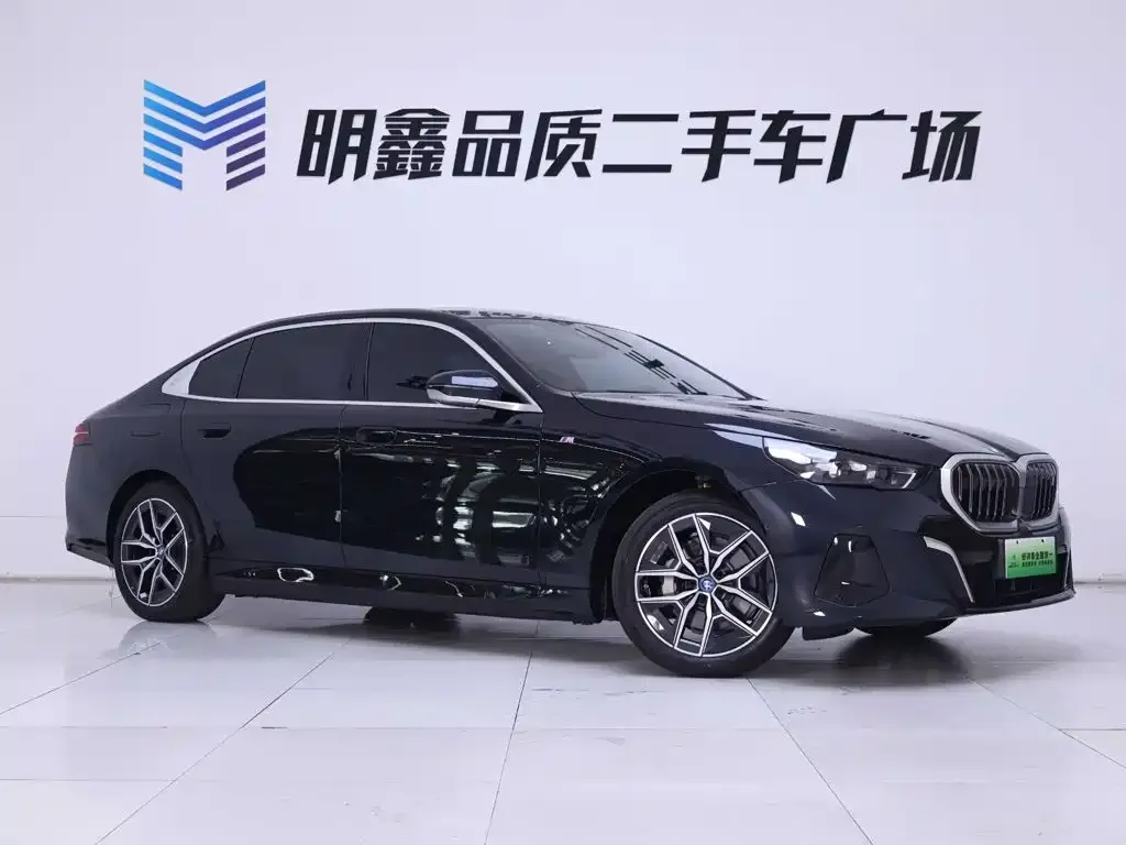 BMW i5 — фото 10