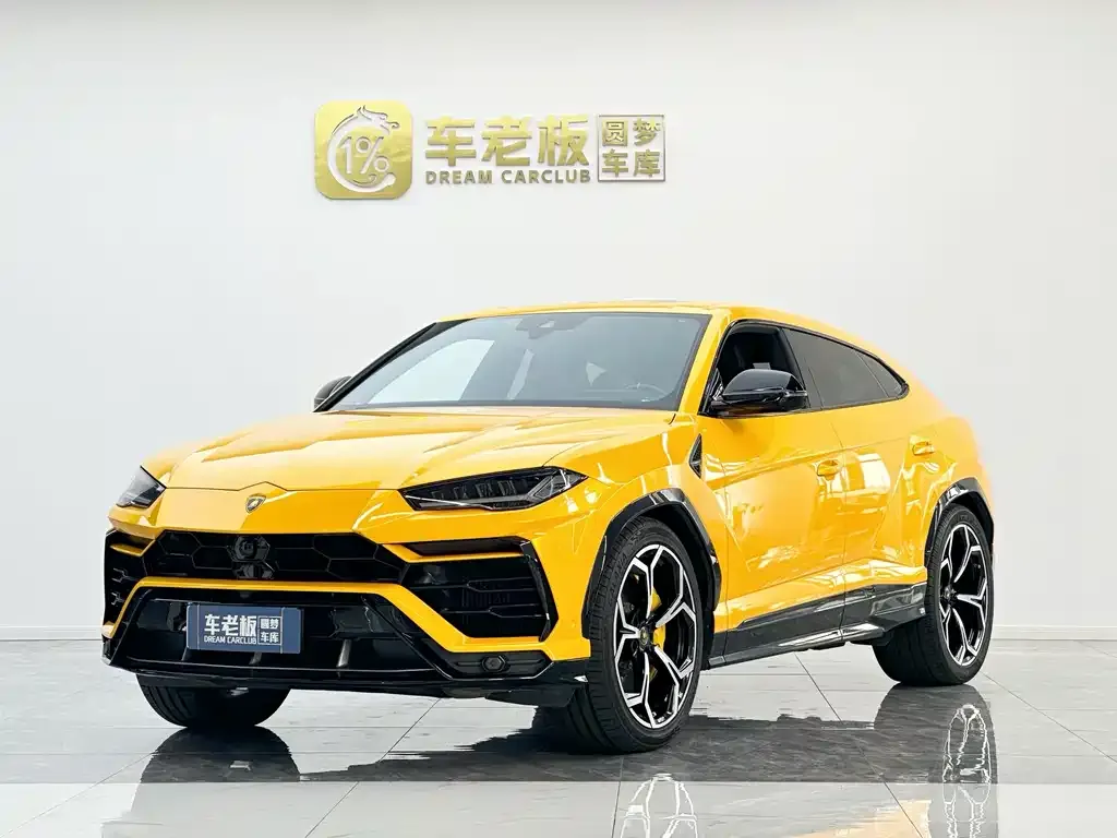 Lamborghini Urus — фото 1