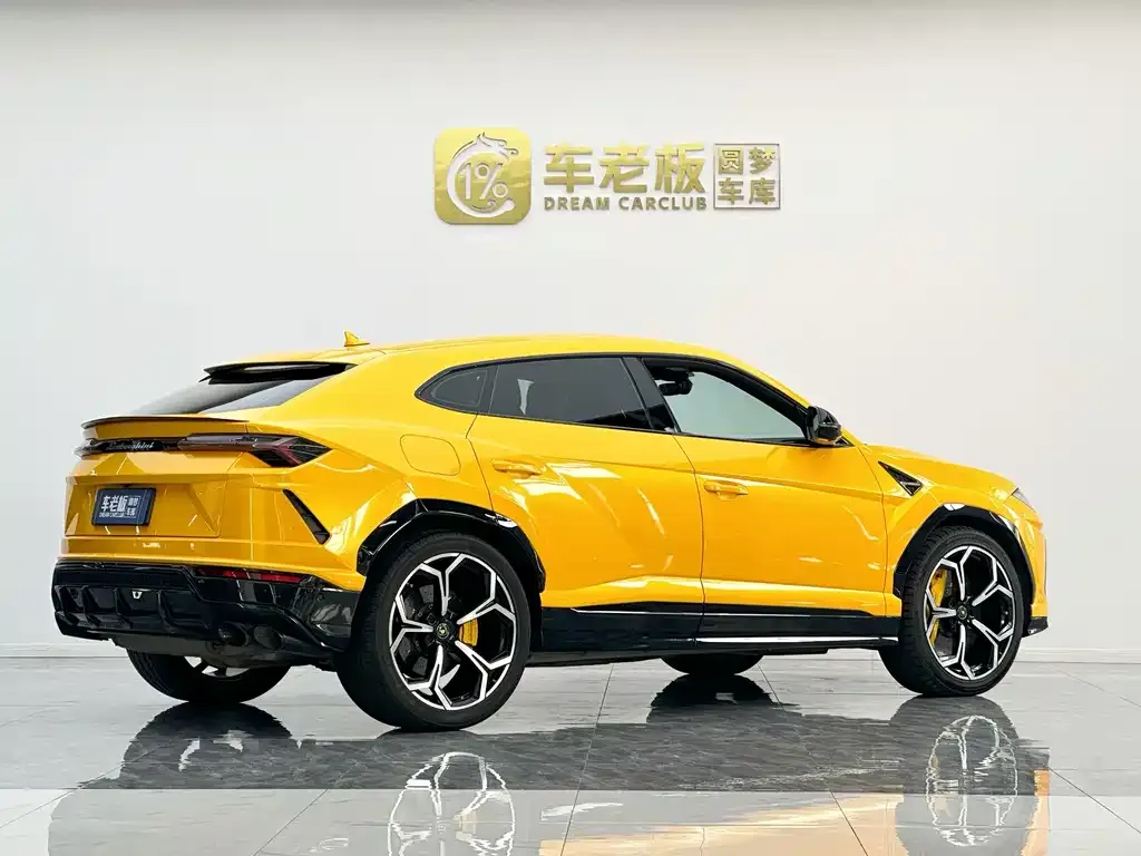 Lamborghini Urus — фото 5