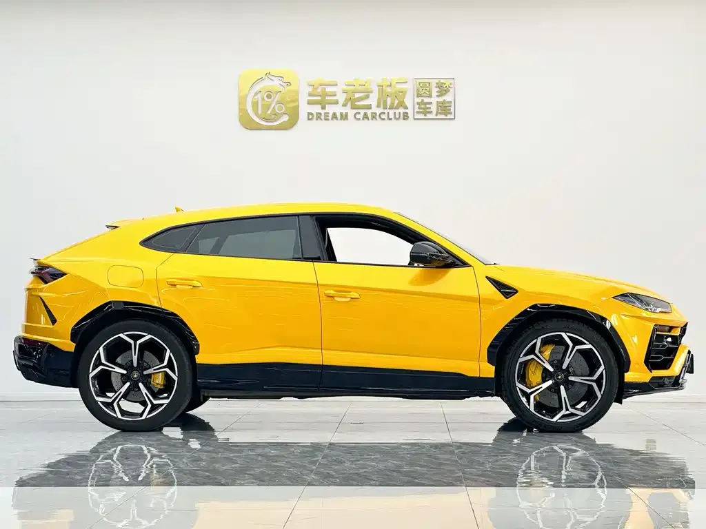 Lamborghini Urus — фото 3