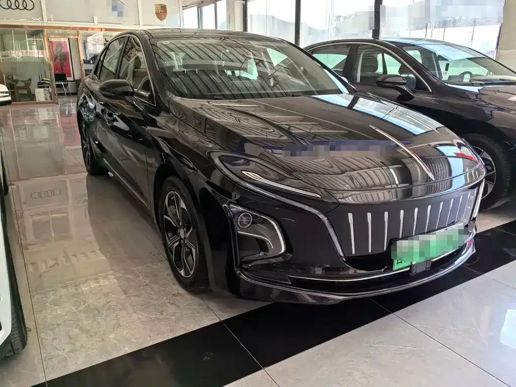 Hongqi E-QM5 — фото 7