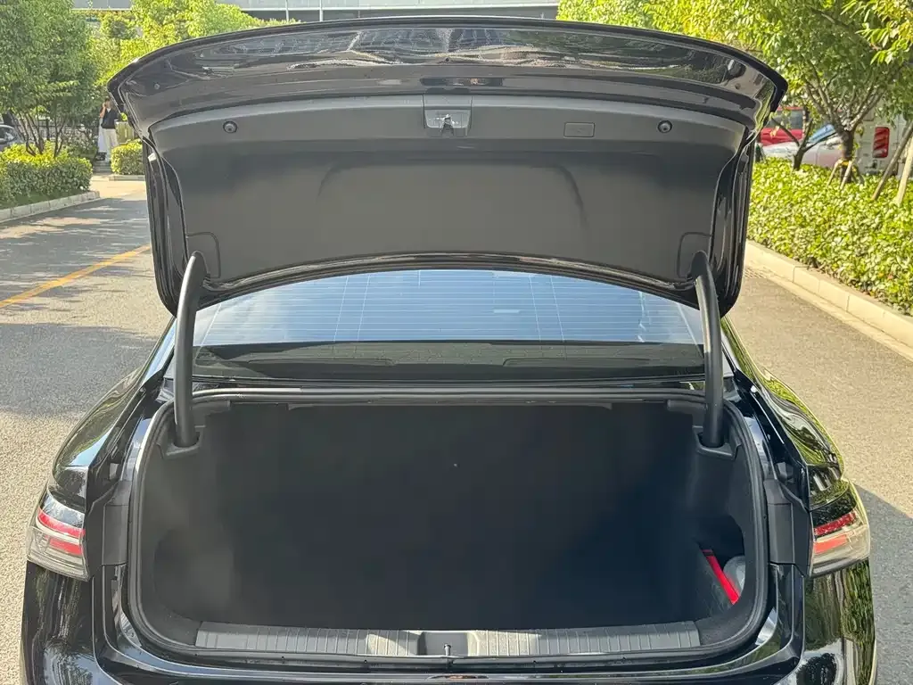 Volkswagen Passat — фото 8