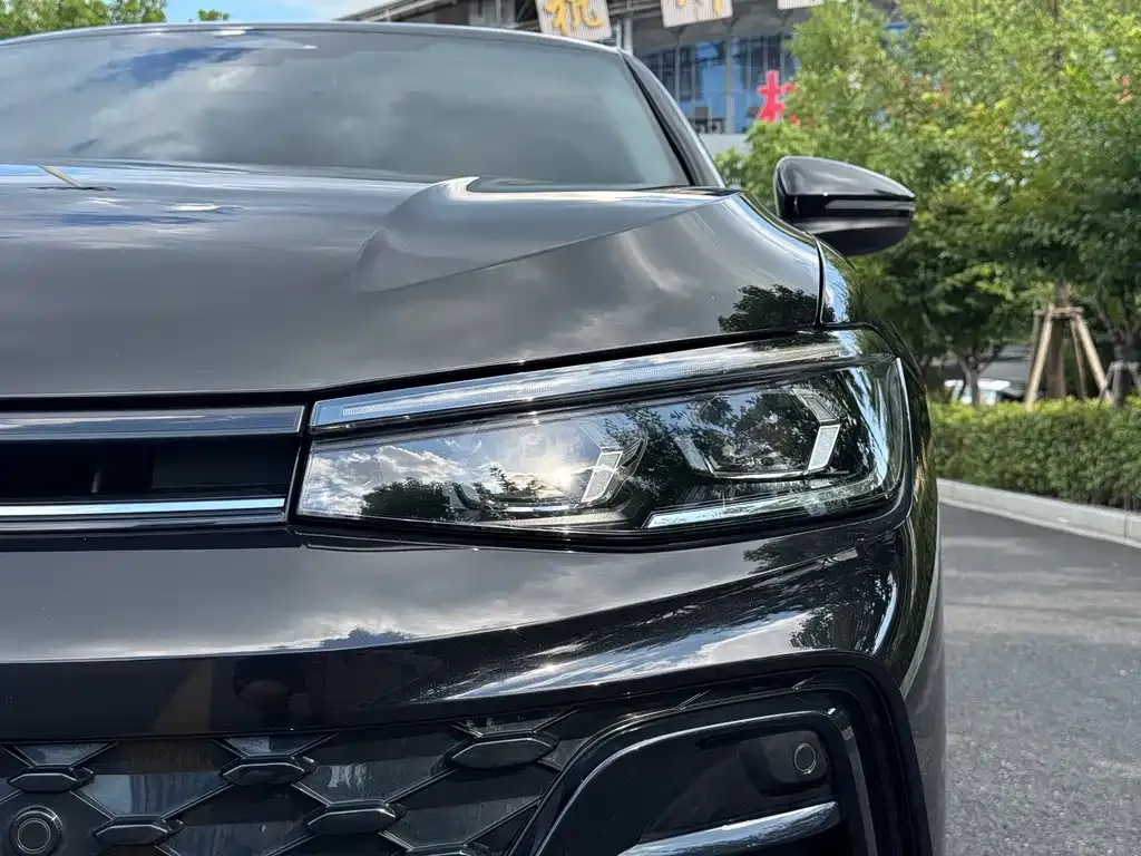 Volkswagen Passat — фото 2
