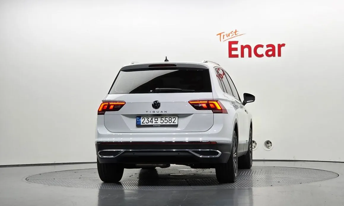 Volkswagen Tiguan — фото 3