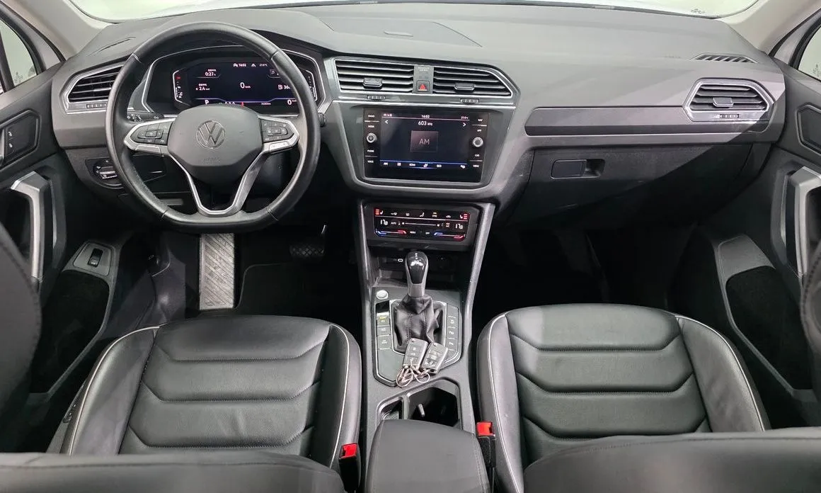 Volkswagen Tiguan — фото 8