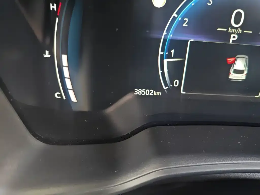 Toyota Corolla Cross — фото 2